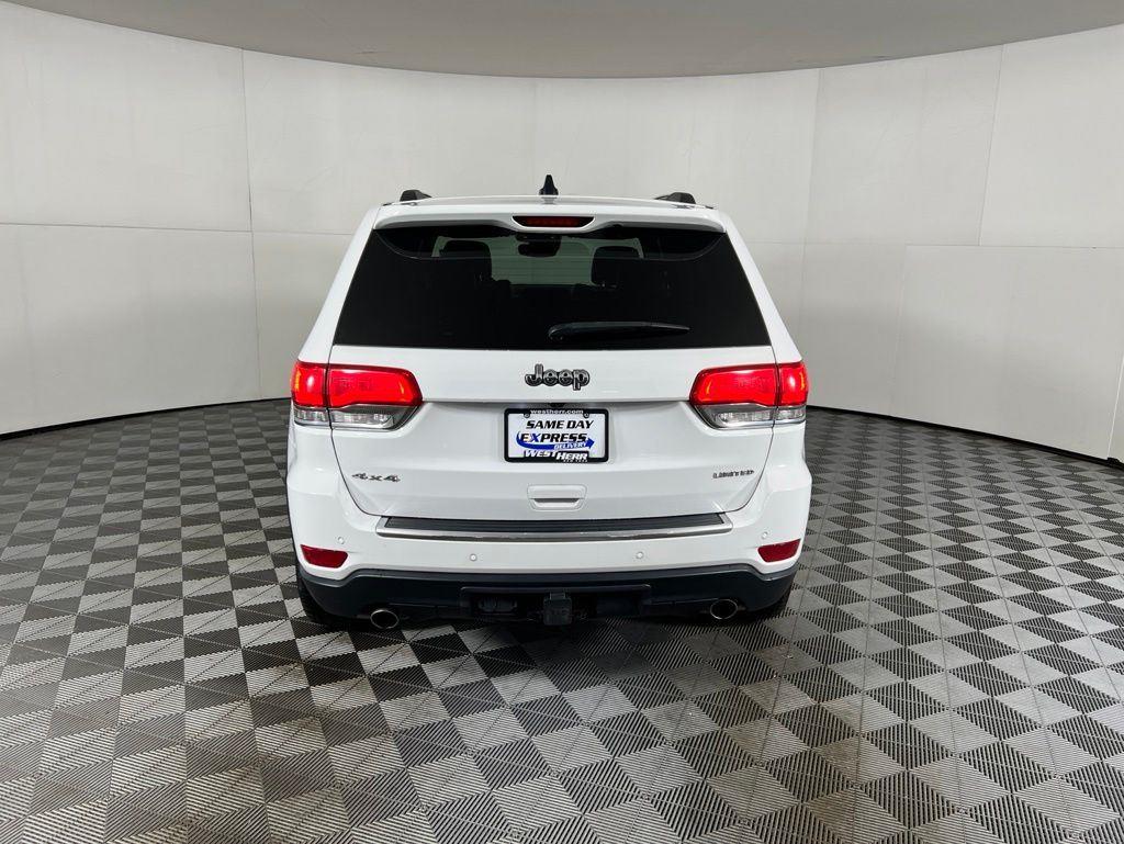 Used 2018 Bright White Clearcoat Jeep Limited image 3