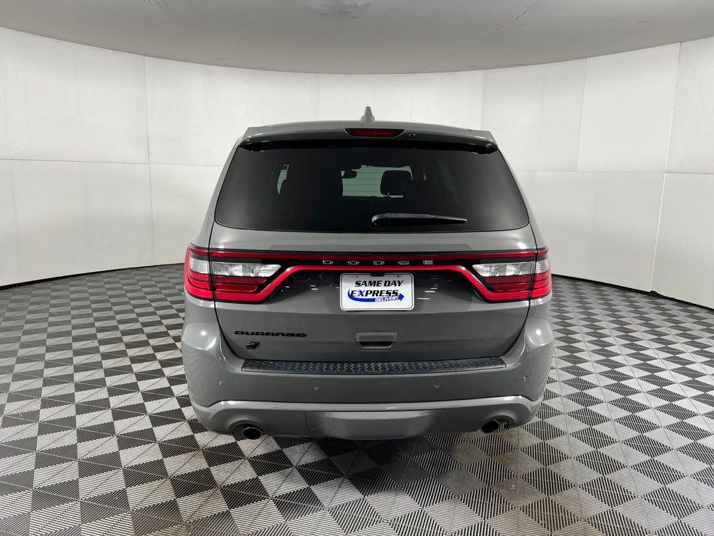 Used 2020 Gray Clearcoat Dodge SXT Plus image 5