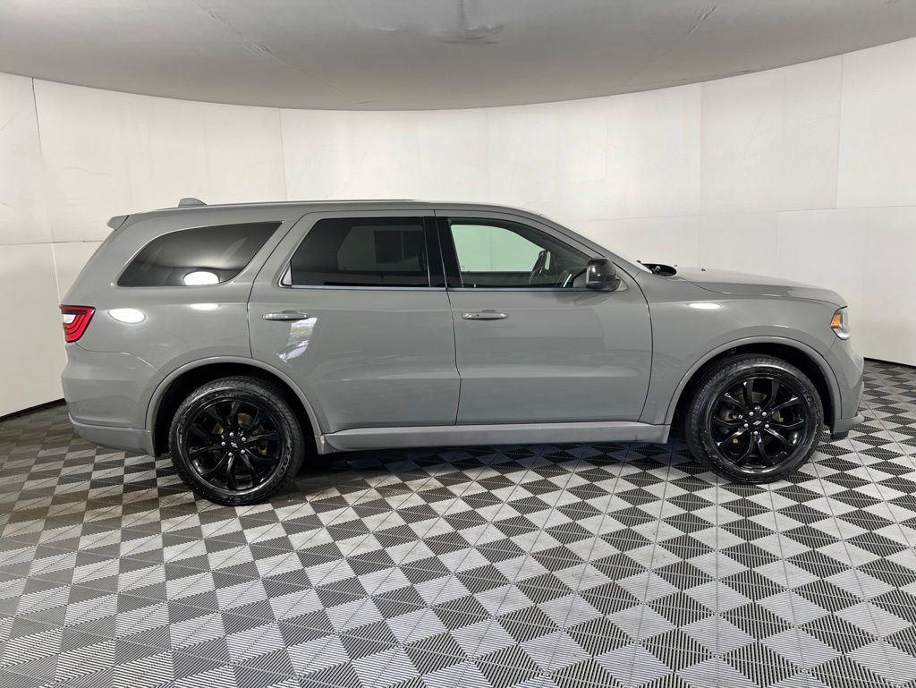 Used 2020 Gray Clearcoat Dodge SXT Plus image 9