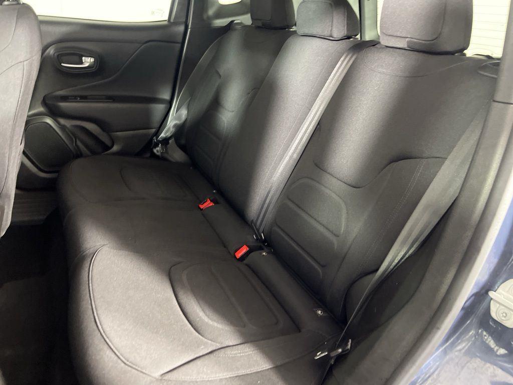 Certified Used 2022 Slate Blue Pearlcoat Jeep Latitude image 21