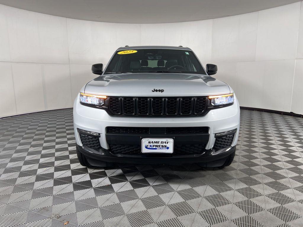 New 2025 Silver Zynith Jeep Limited image 3