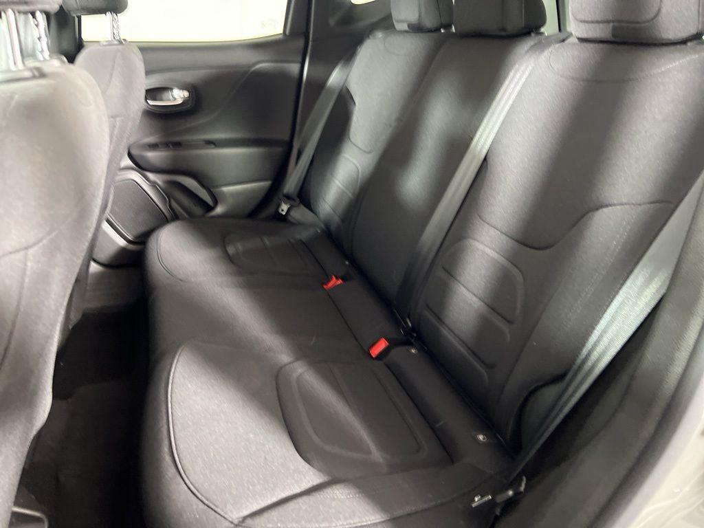 Certified Used 2022 Sting-Gray Clearcoat Jeep Latitude image 20