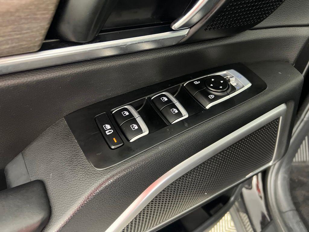 Used 2021 Copper Kia EX image 14