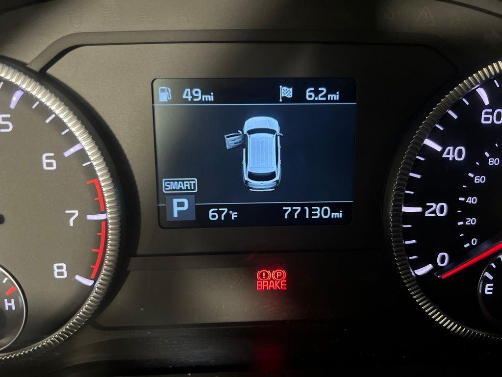 Used 2021 Copper Kia EX image 19