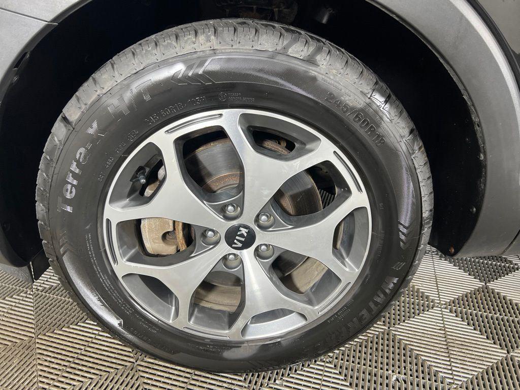 Used 2021 Copper Kia EX image 32