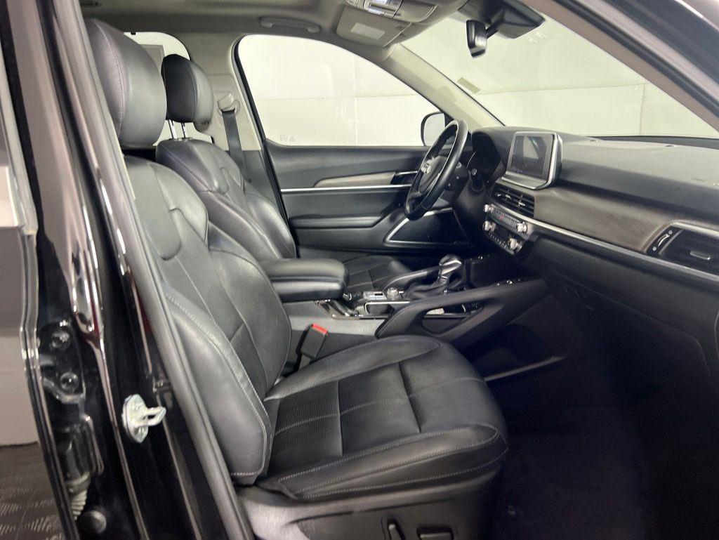 Used 2021 Copper Kia EX image 33