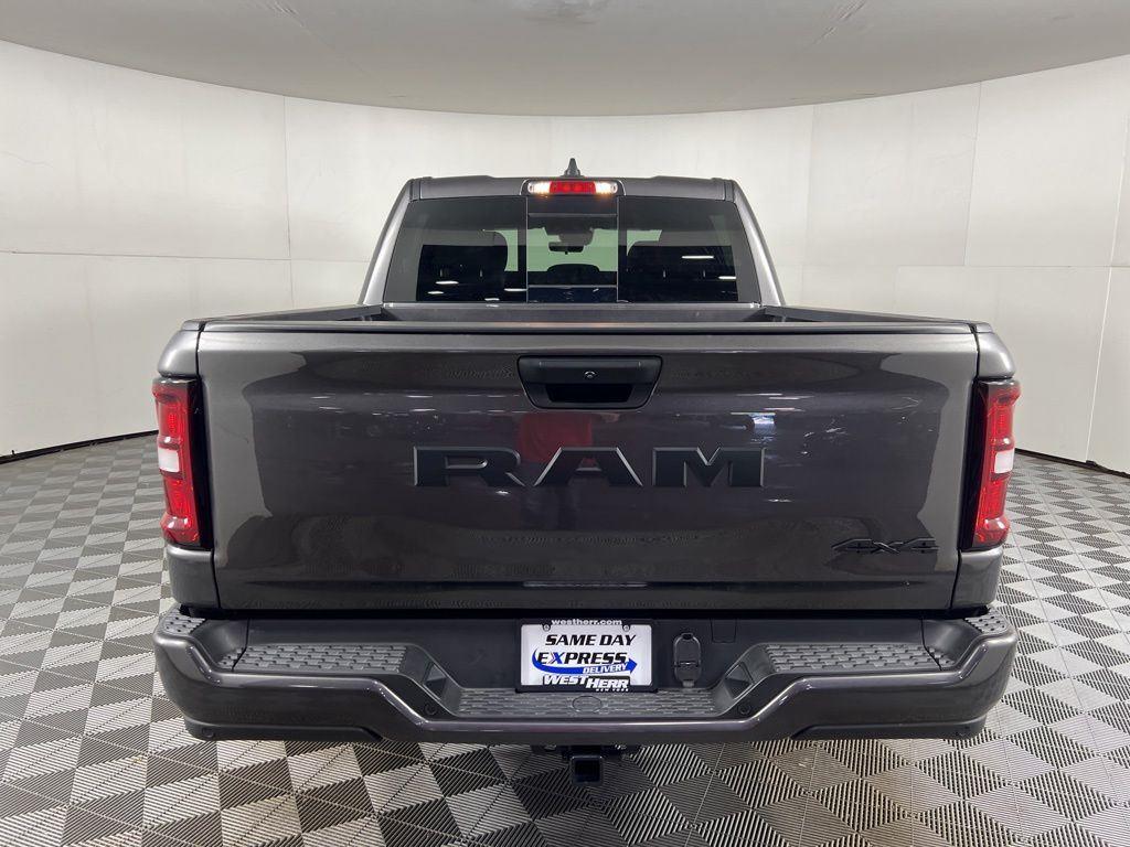 Used 2025 Crystal Metallic Ram Tradesman image 7