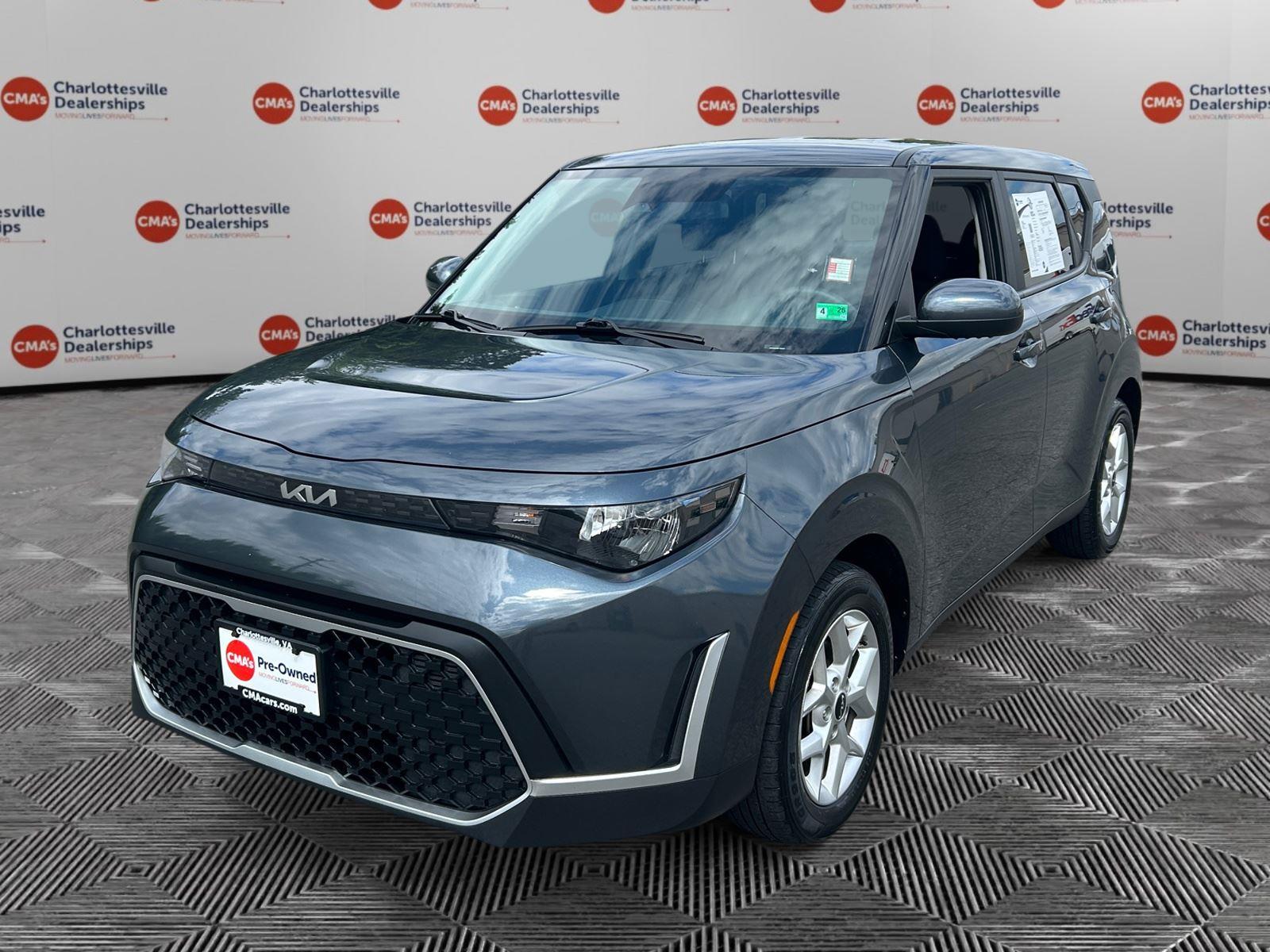 Gravity Gray 2023 Kia Soul SUV / Crossover Front-Wheel Drive Continuously Variable Transmission