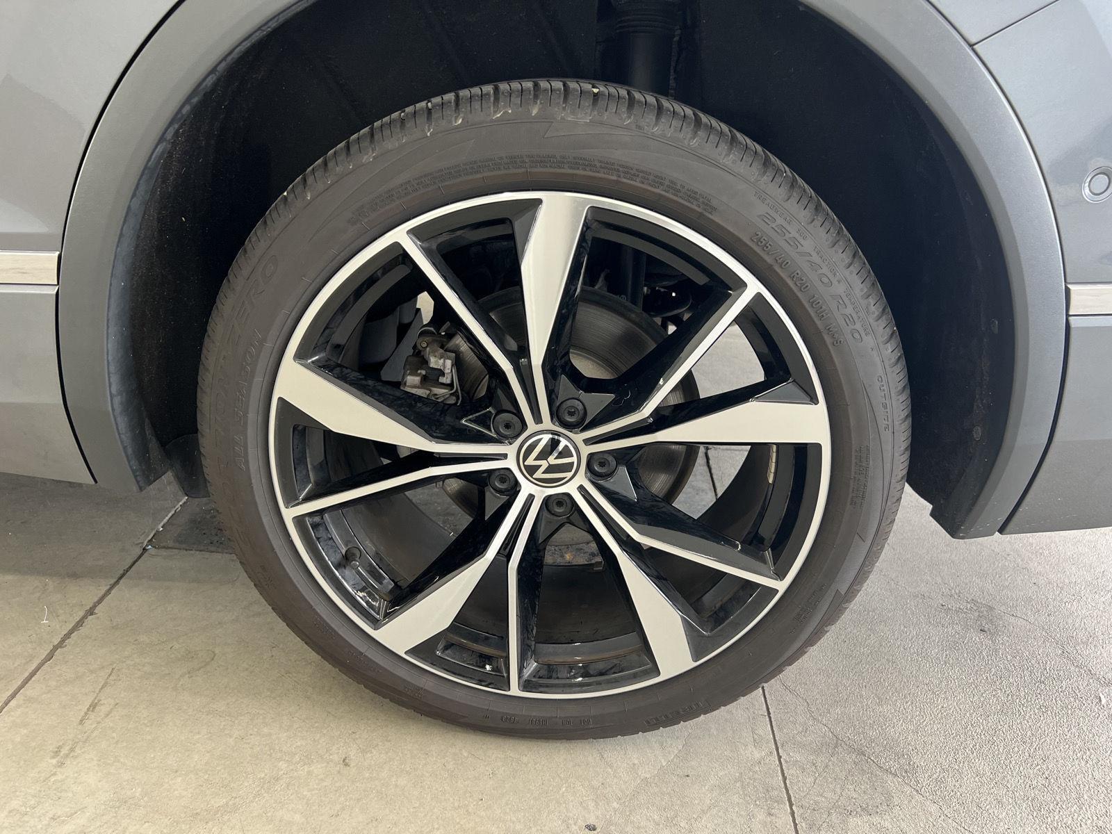 2024 Volkswagen Tiguan SEL R-LINE - Photo 17