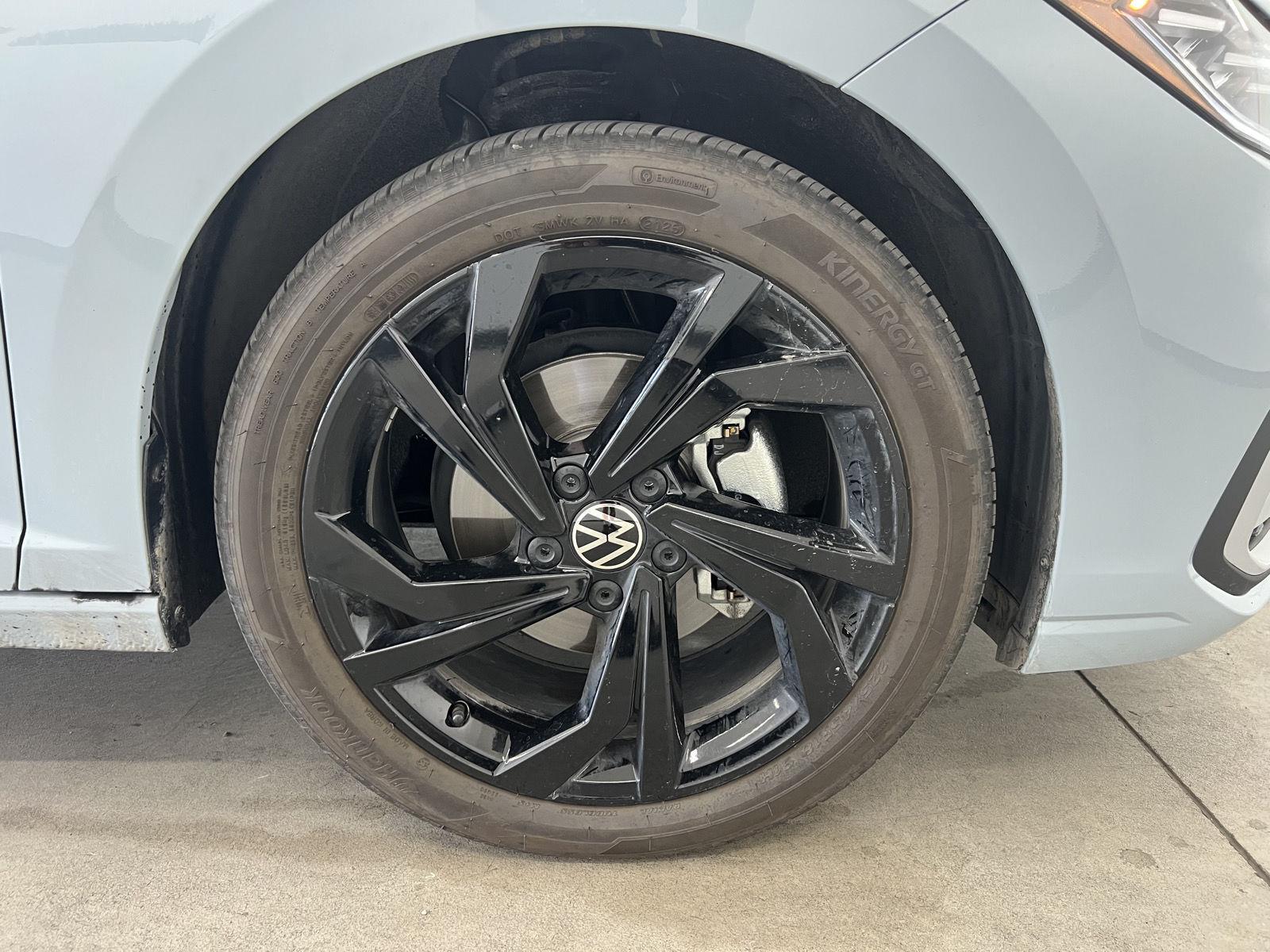 2026 Volkswagen Jetta SE - Photo 8