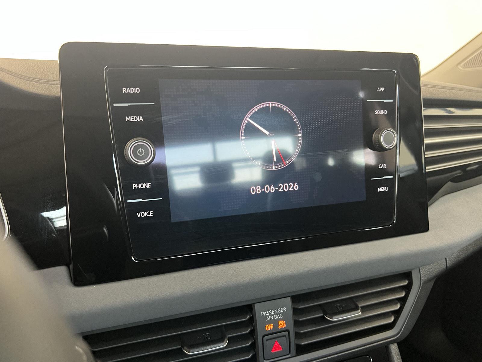 2026 Volkswagen Jetta SE - Photo 16