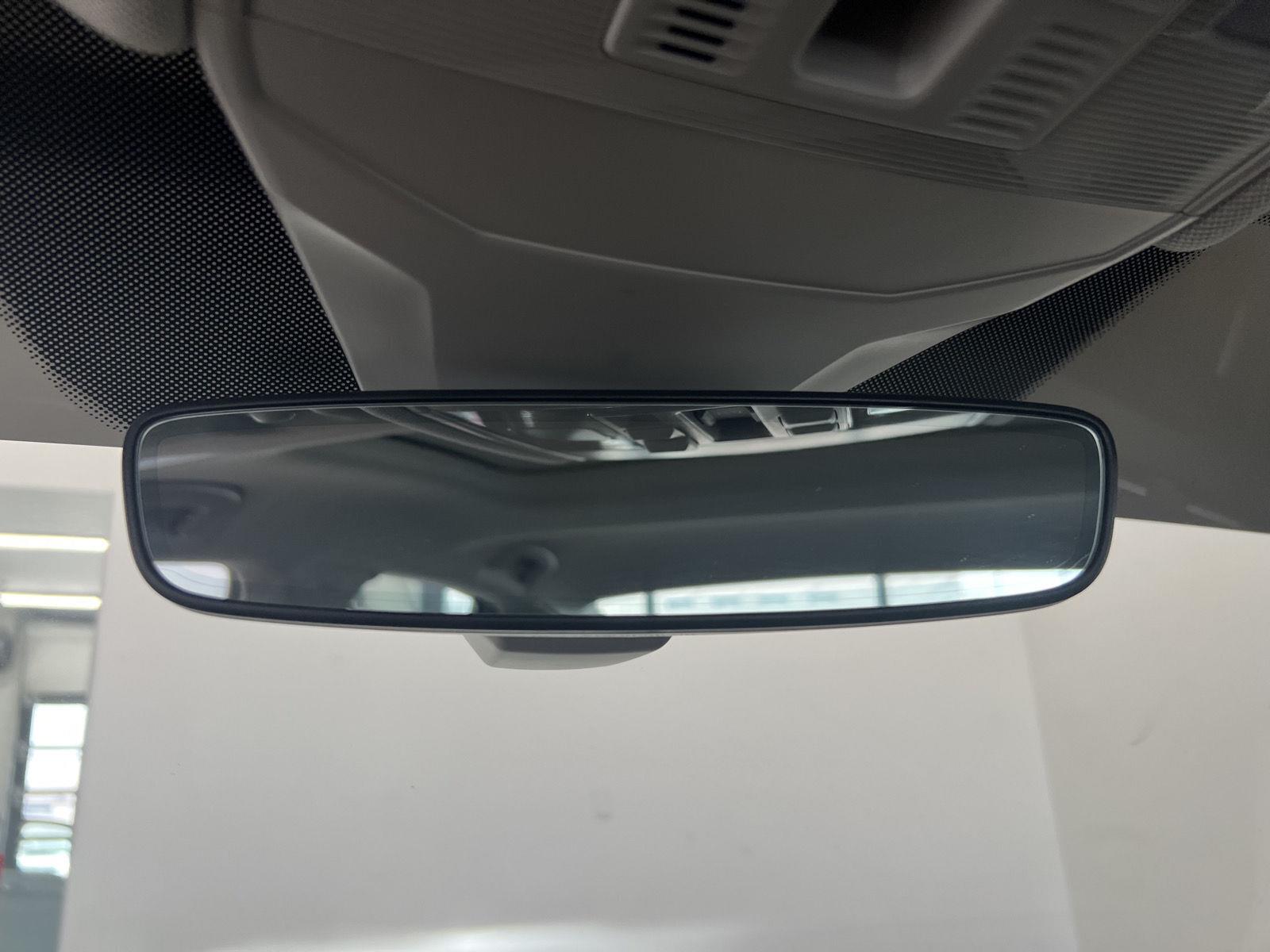 2026 Volkswagen Jetta SE - Photo 23