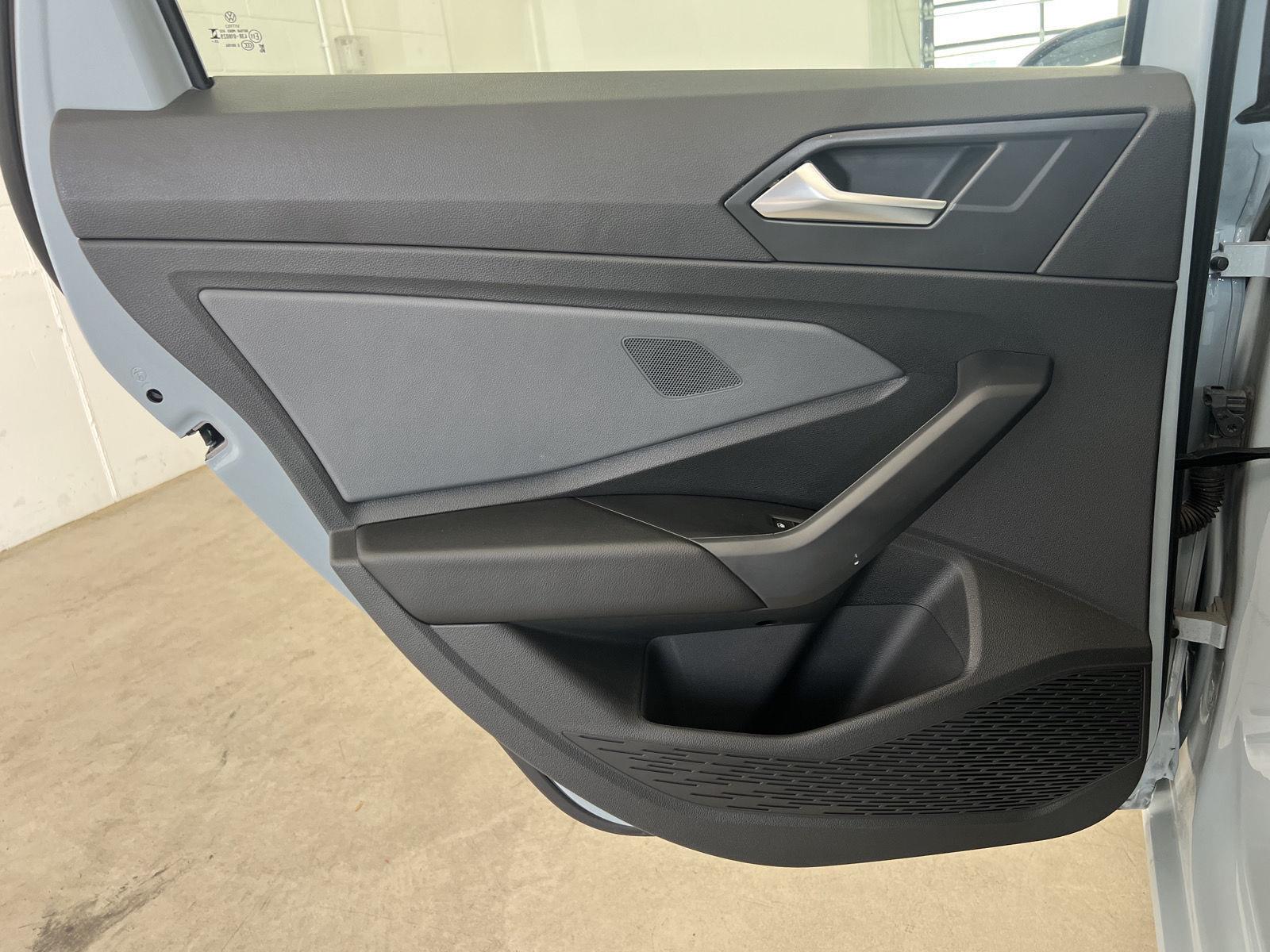2026 Volkswagen Jetta SE - Photo 25