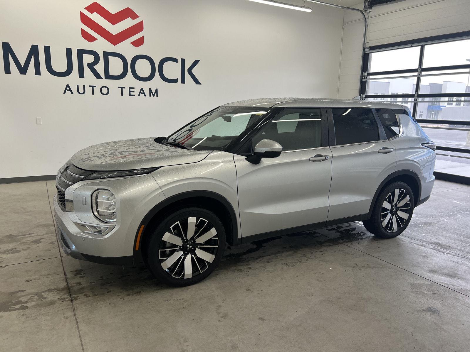 2025 Mitsubishi Outlander SE