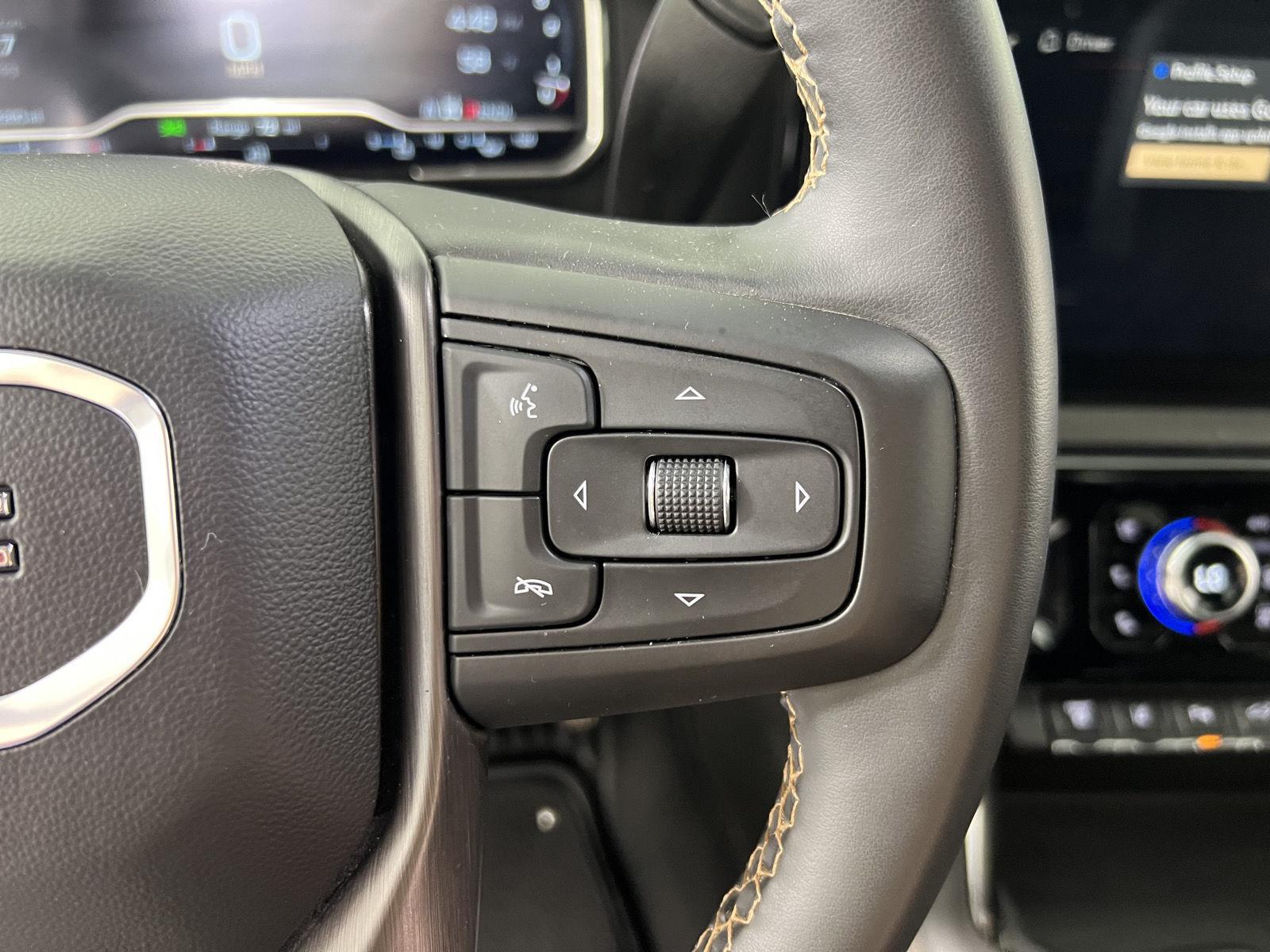 Used 2025 Sterling Metallic GMC AT4 image 16