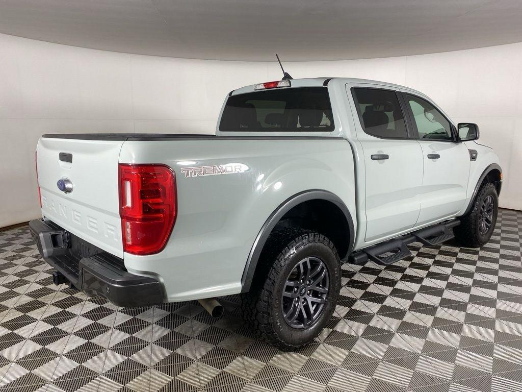 Used 2023 Cactus Gray Ford XLT image 9
