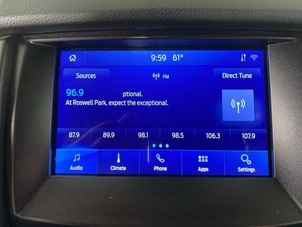 Used 2023 Cactus Gray Ford XLT image 17