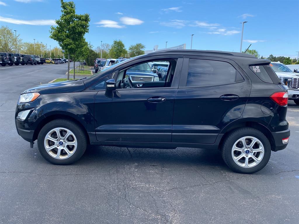Used 2019 Shadow Black Ford SE image 8
