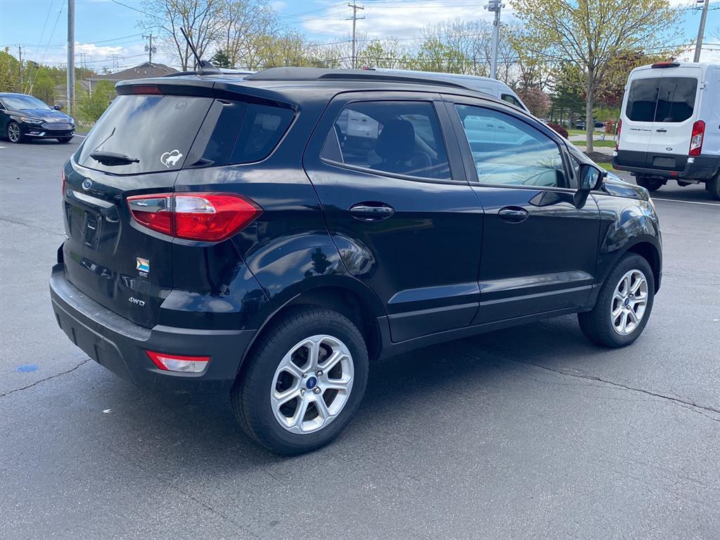 Used 2019 Shadow Black Ford SE image 11