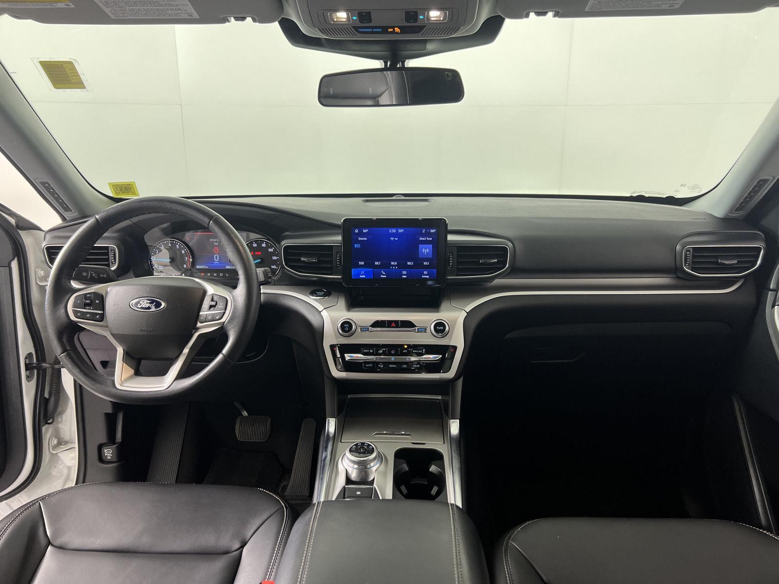 Used 2022 Star White Metallic Tri-Coat Ford XLT image 3