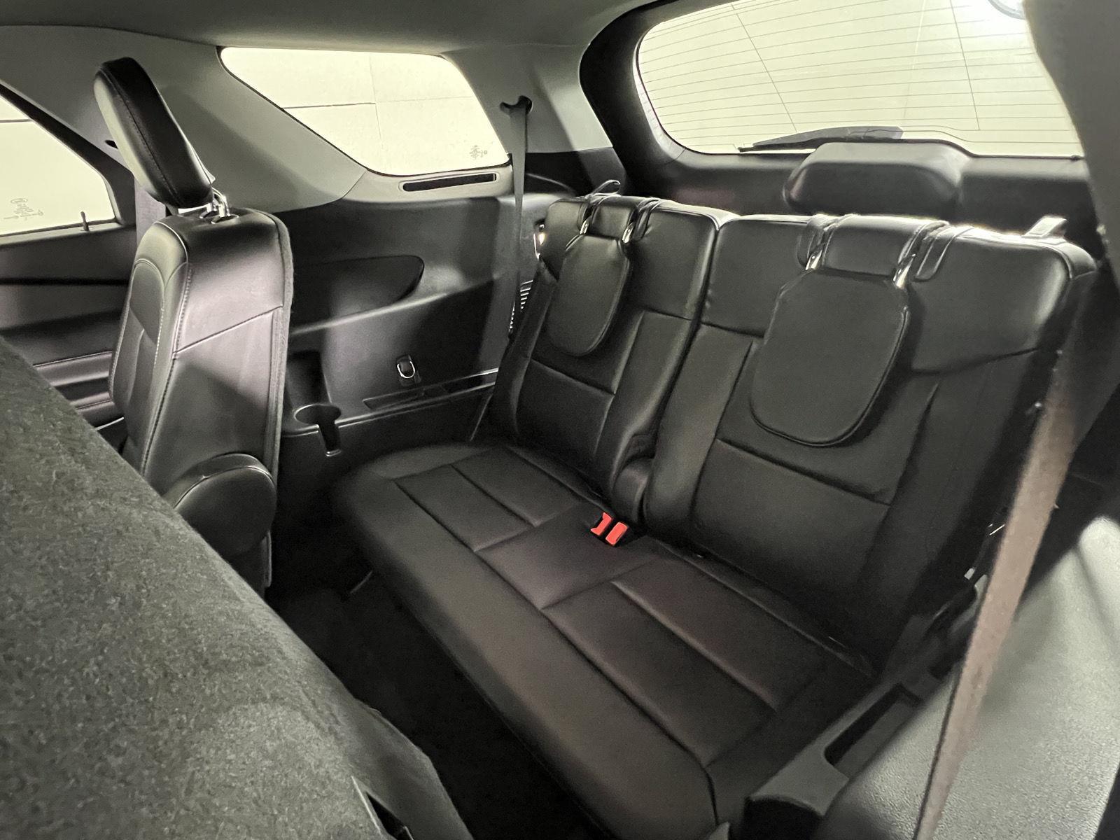 Used 2022 Star White Metallic Tri-Coat Ford XLT image 20