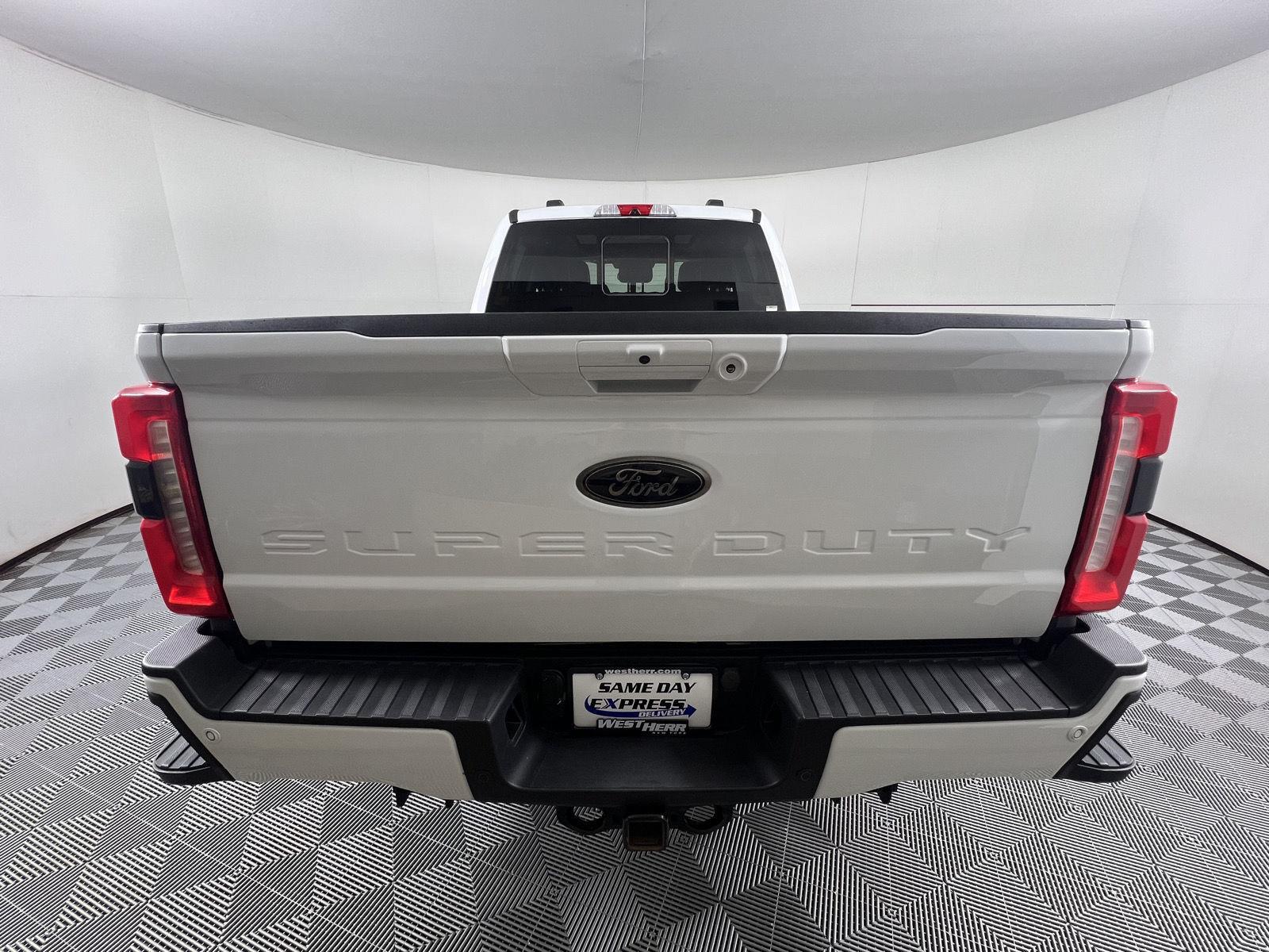 Used 2024 Oxford White Ford Lariat image 10