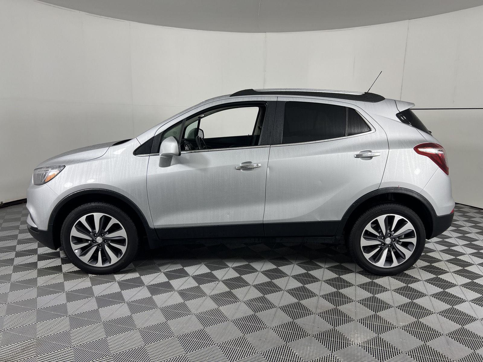 Used 2022 Quicksilver Metallic Buick Preferred image 7