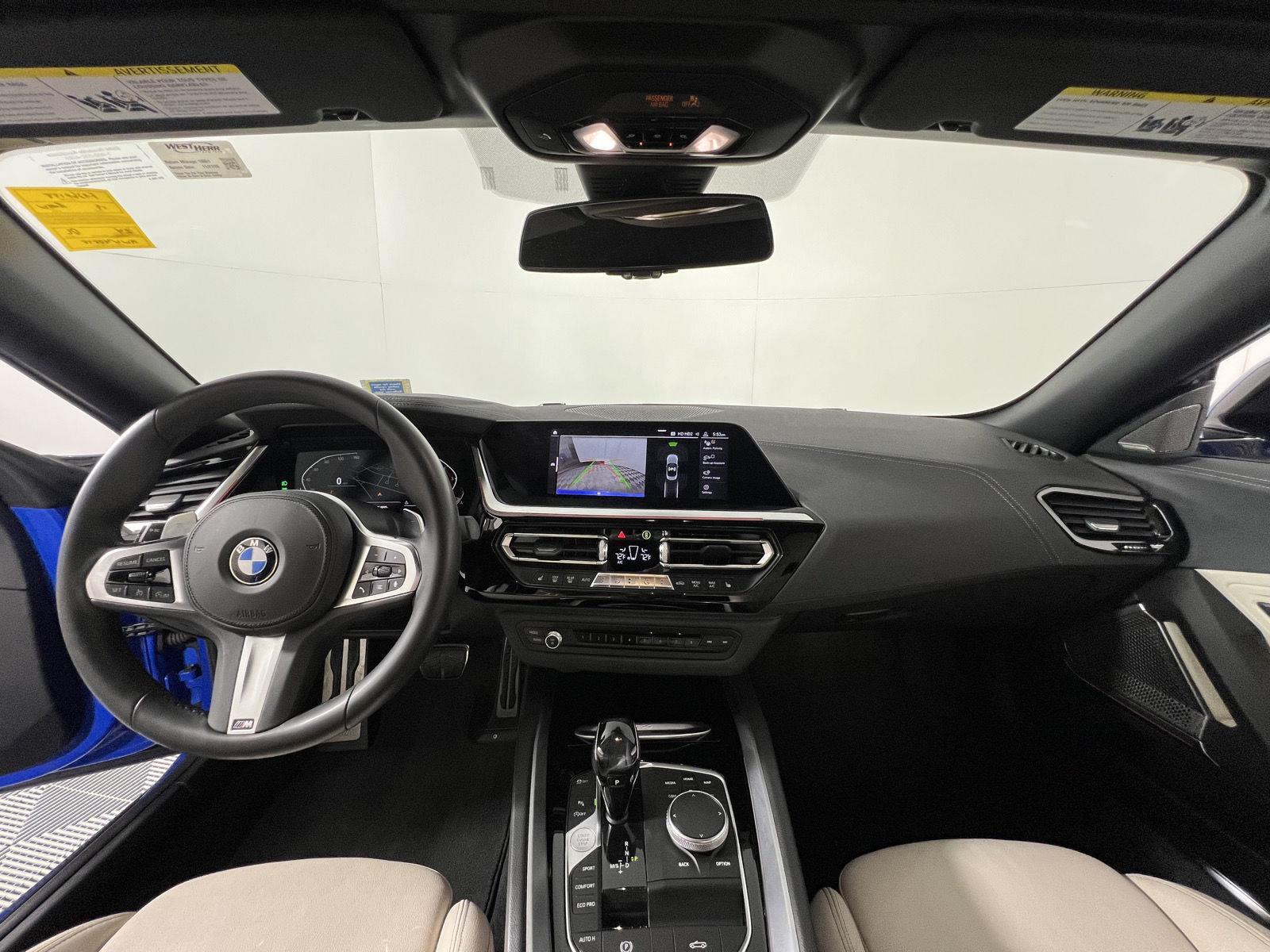 Used 2019 Misano Blue Metallic BMW sDrive30i image 3
