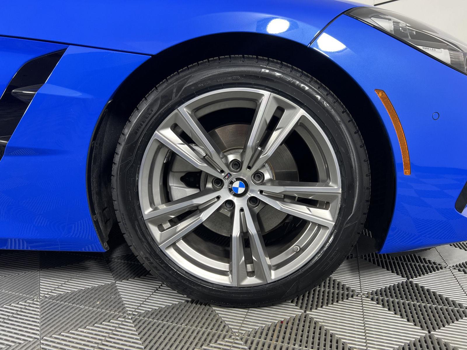 Used 2019 Misano Blue Metallic BMW sDrive30i image 12