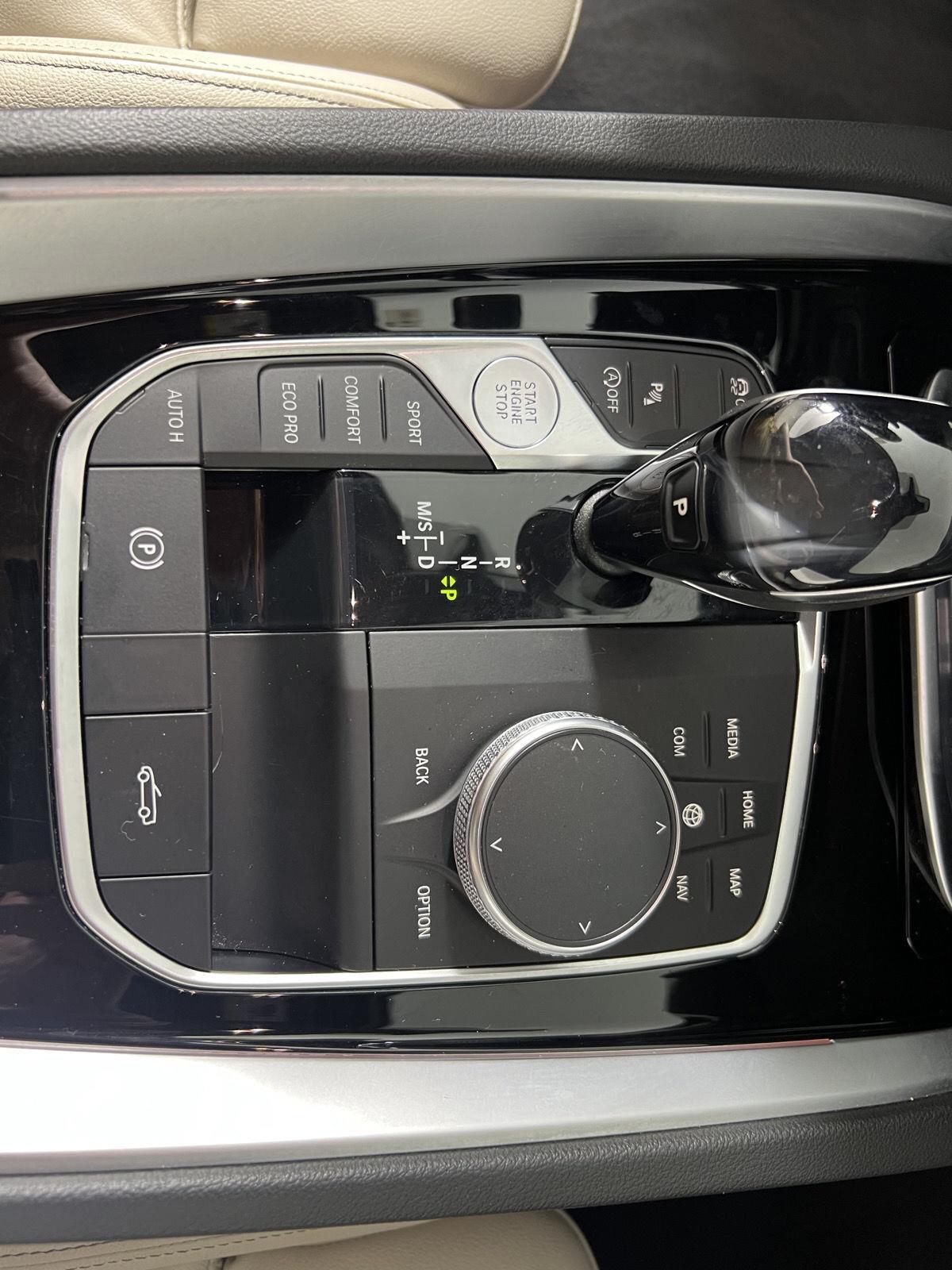 Used 2019 Misano Blue Metallic BMW sDrive30i image 19