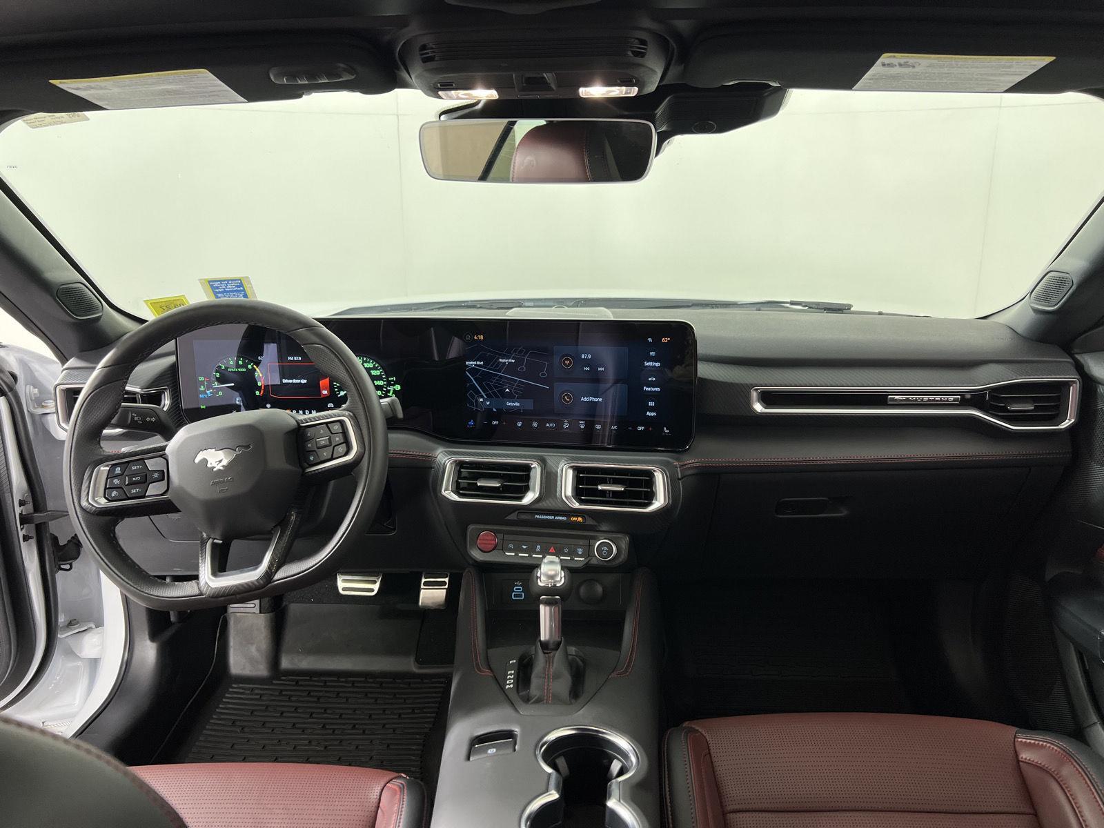 Used 2025 Oxford White Ford GT Premium image 3