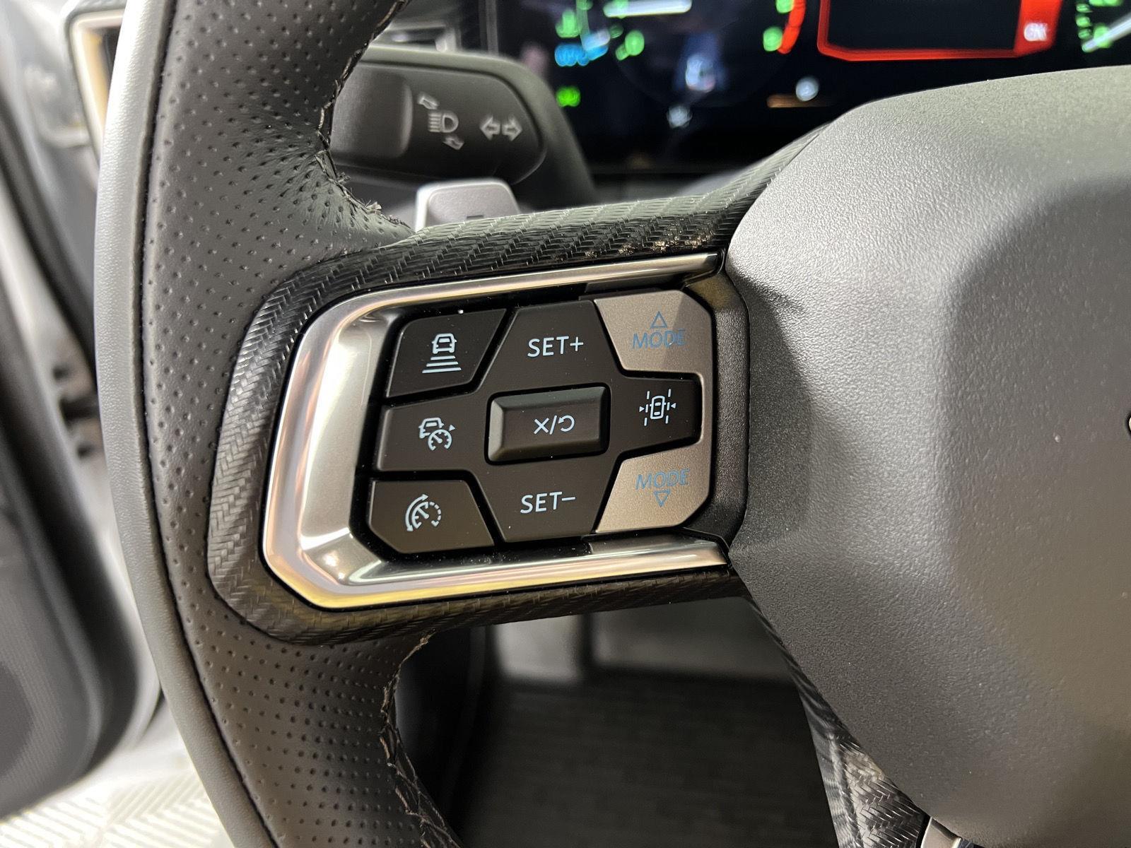 Used 2025 Oxford White Ford GT Premium image 14