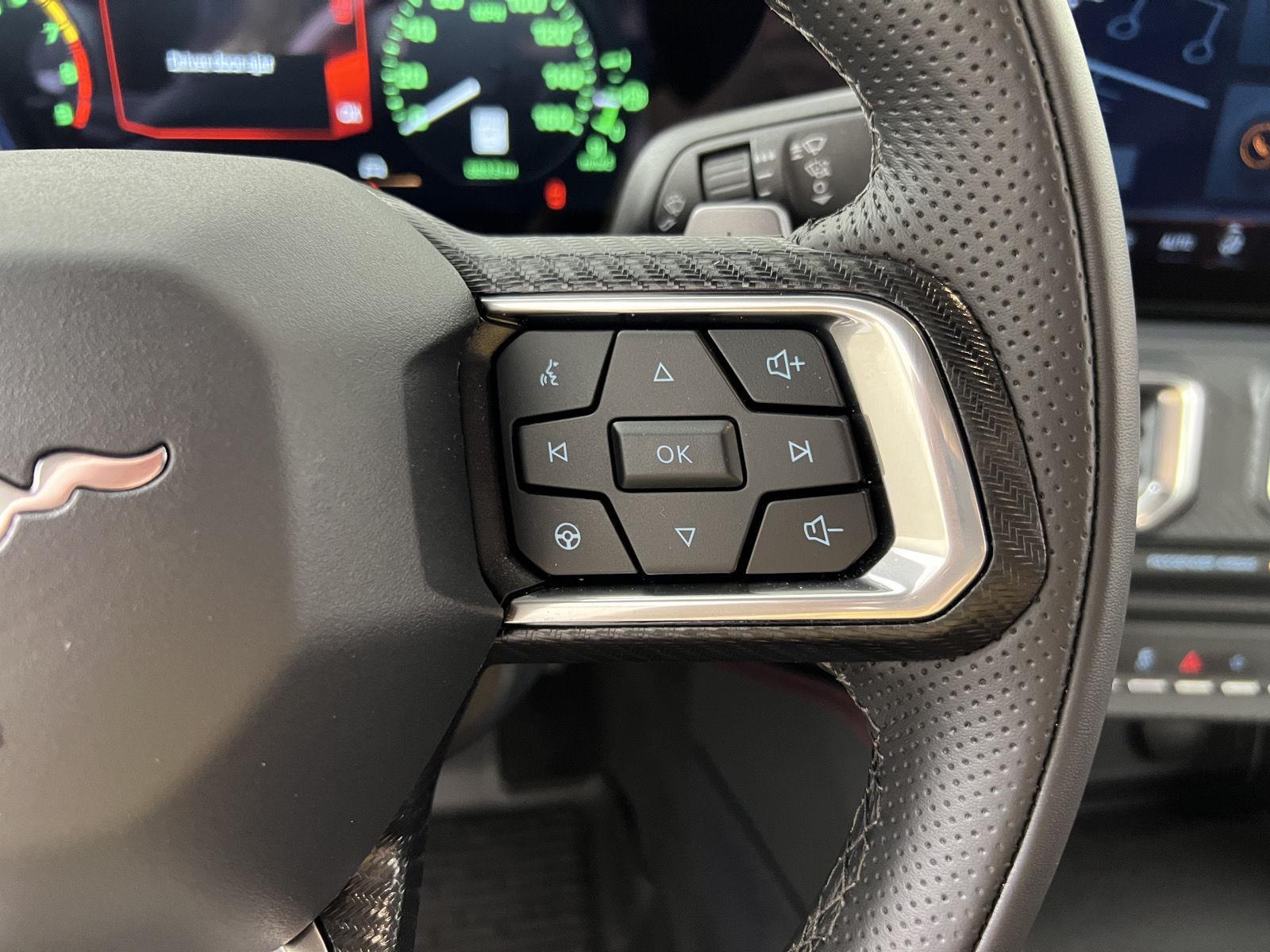 Used 2025 Oxford White Ford GT Premium image 15