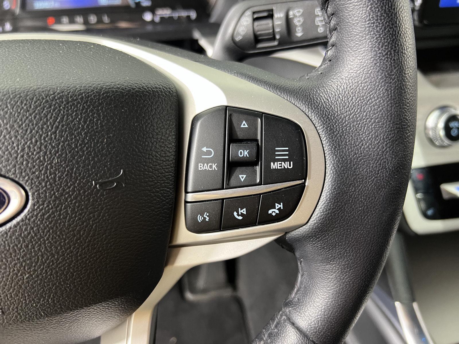 Used 2023 Agate Black Ford XLT image 15