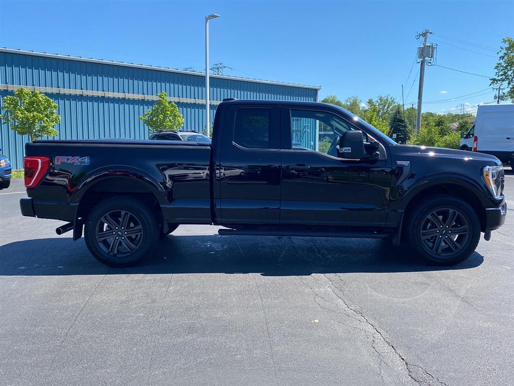 Used 2022 Agate Black Ford XLT image 11