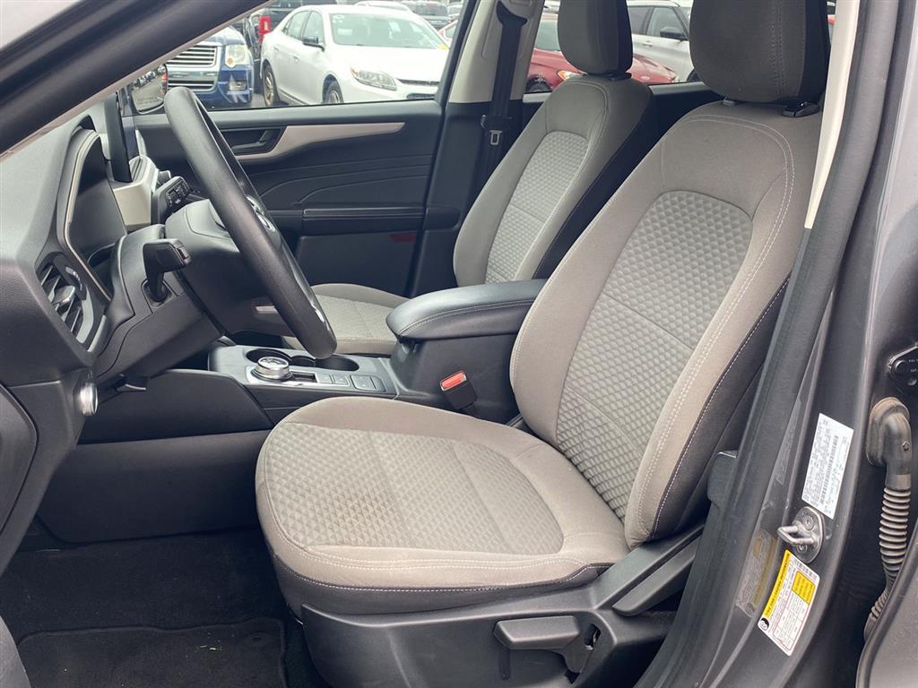 Used 2022 Carbonized Gray Ford SE image 2