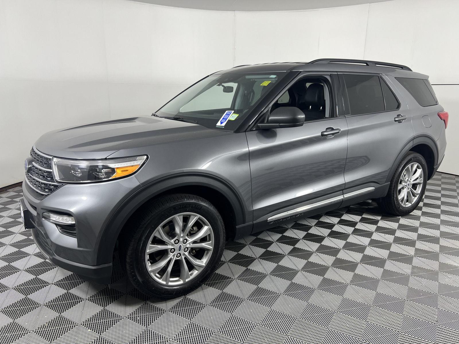 Used 2023 Carbonized Gray Ford XLT image 6