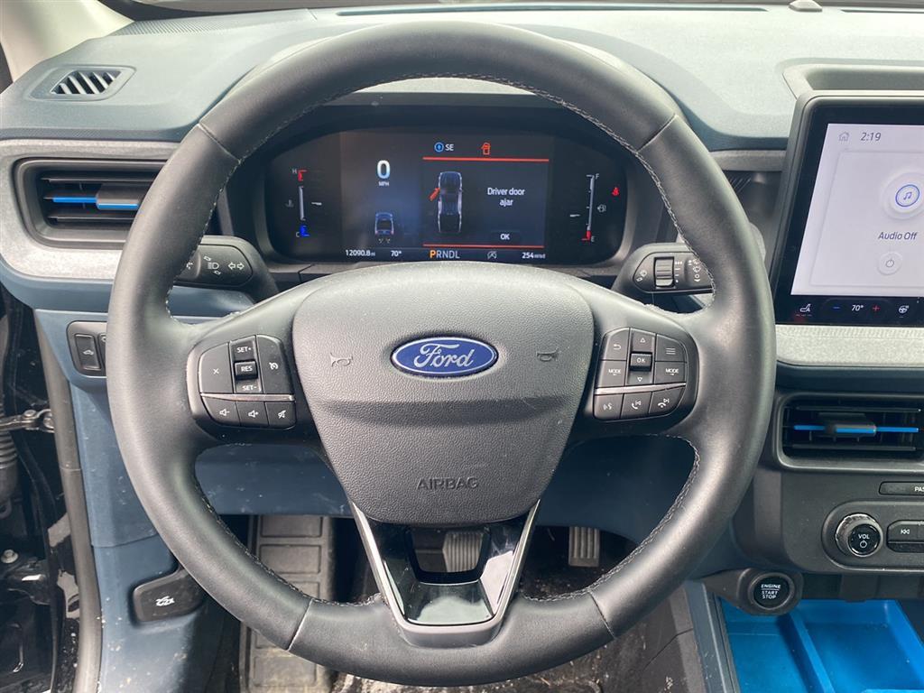 Used 2025 Shadow Black Ford XLT image 12