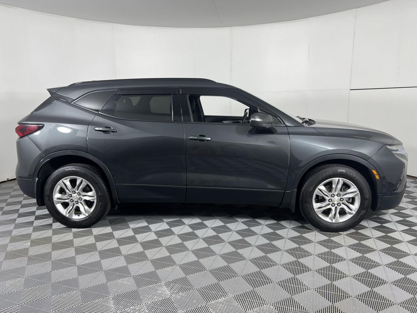Used 2020 Nightfall Gray Metallic Chevrolet LT image 11