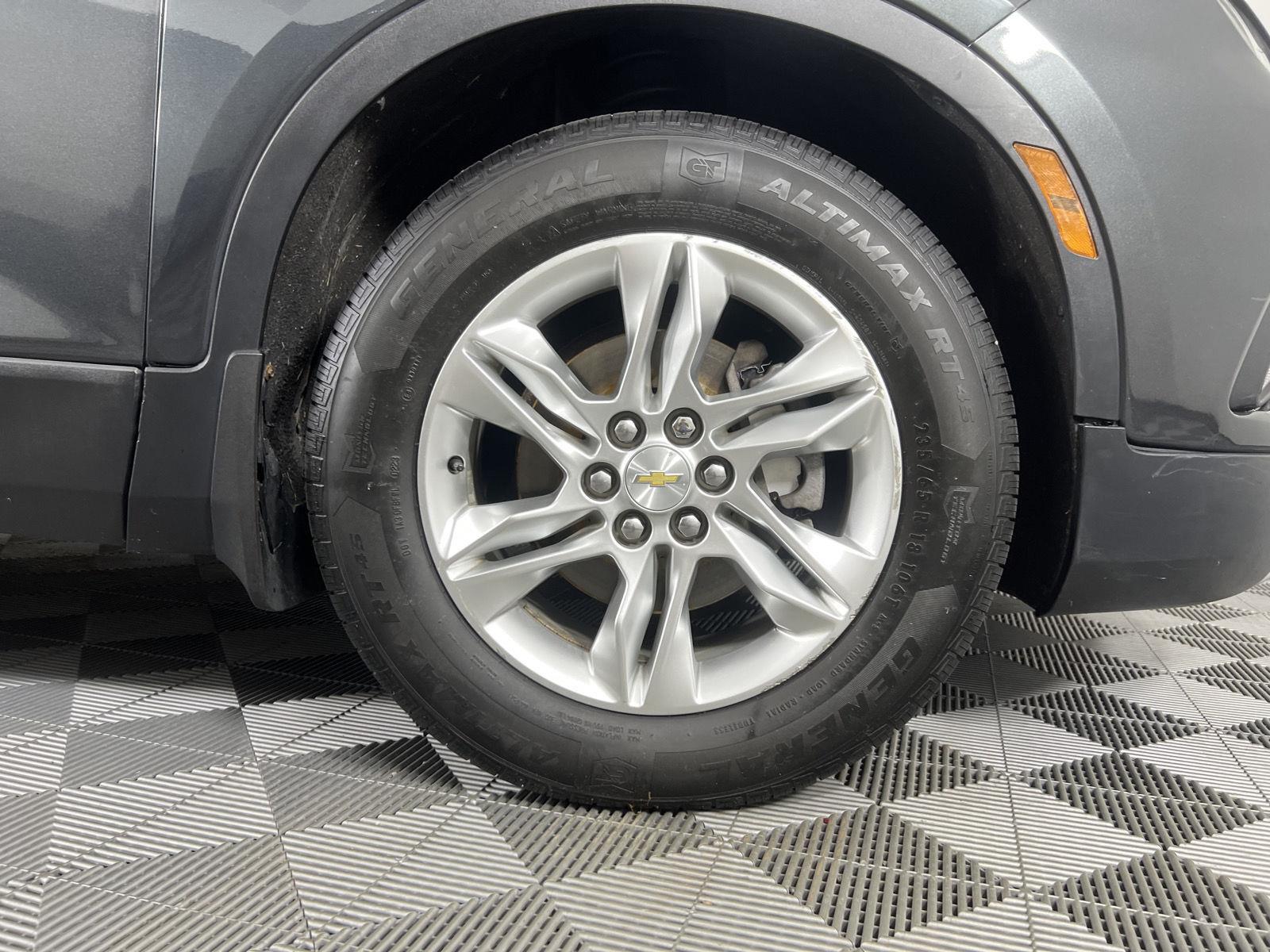 Used 2020 Nightfall Gray Metallic Chevrolet LT image 12