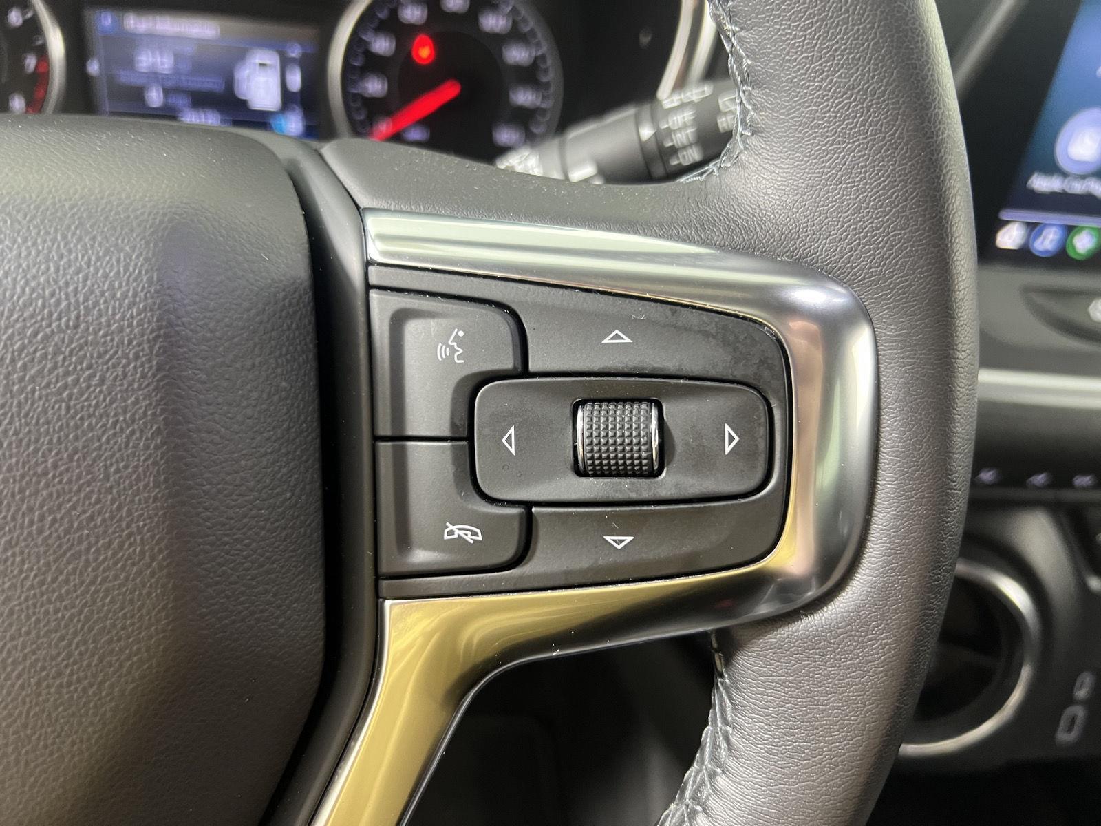 Used 2020 Nightfall Gray Metallic Chevrolet LT image 15