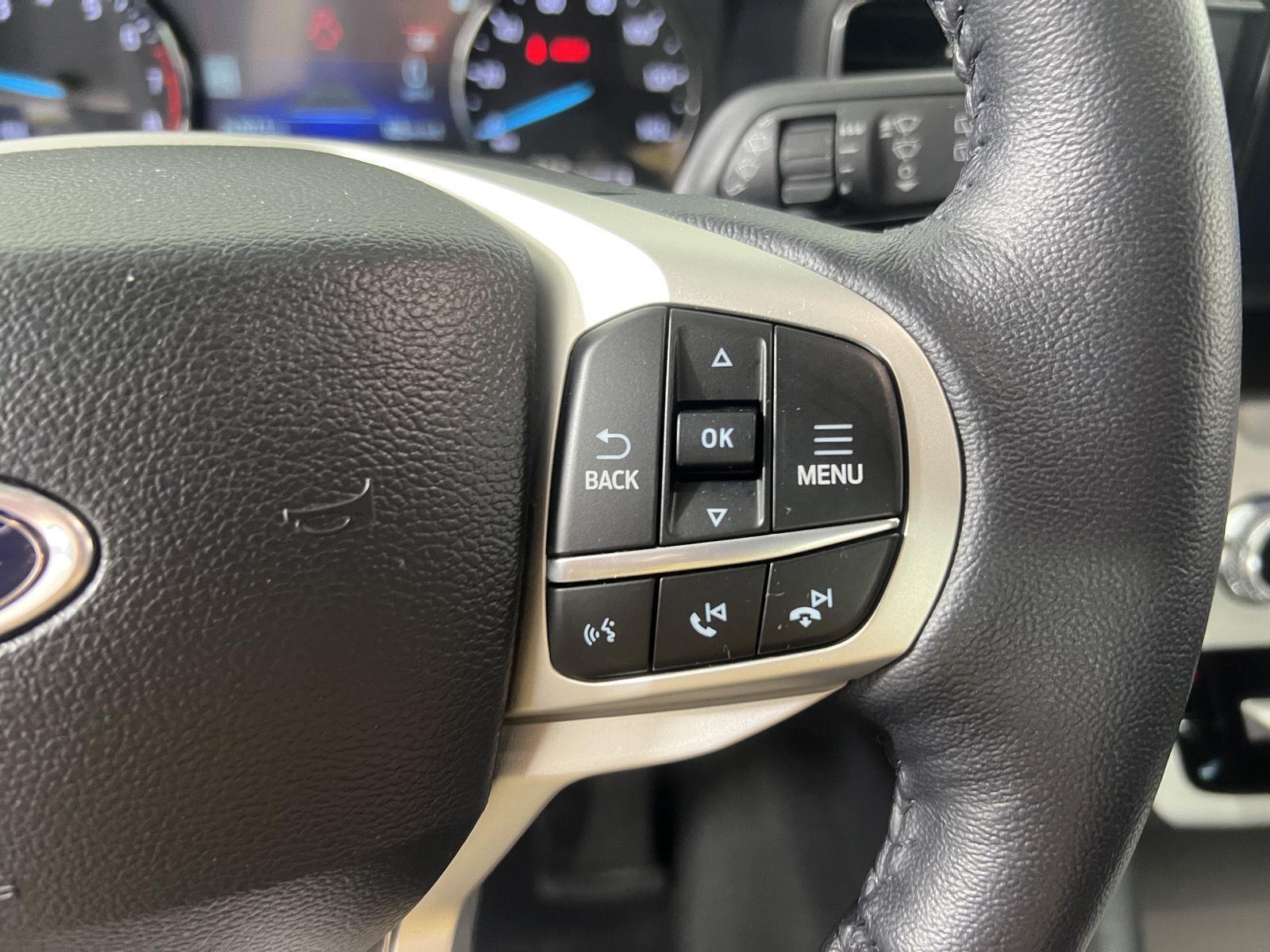 Used 2023 Atlas Blue Ford XLT image 16