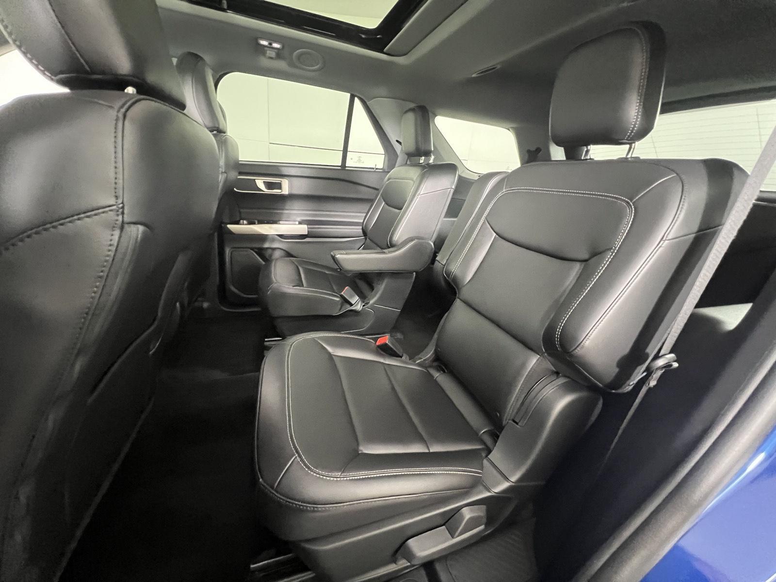 Used 2023 Atlas Blue Ford XLT image 20