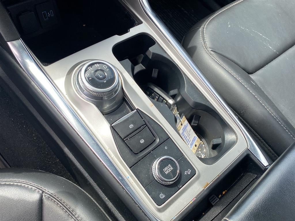 Used 2022 Star White Metallic Tri-Coat Ford XLT image 17