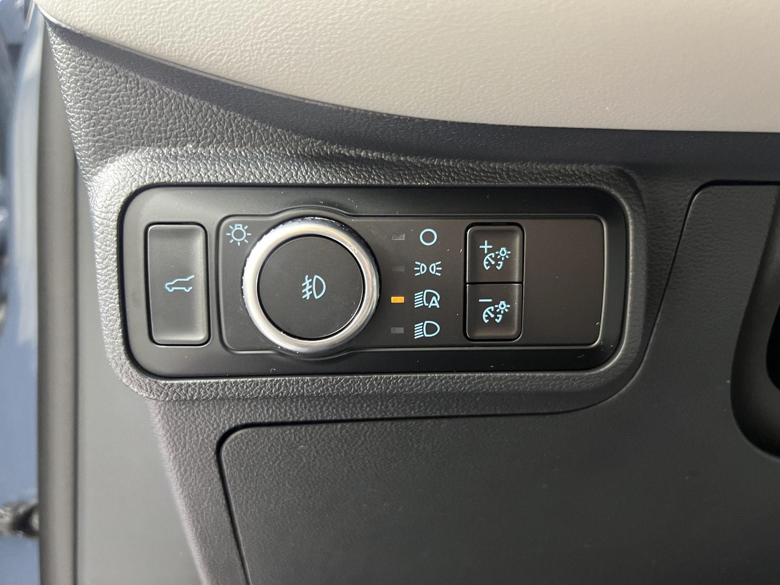Used 2026 Vapor Blue Ford Active w/200A Pkg image 16