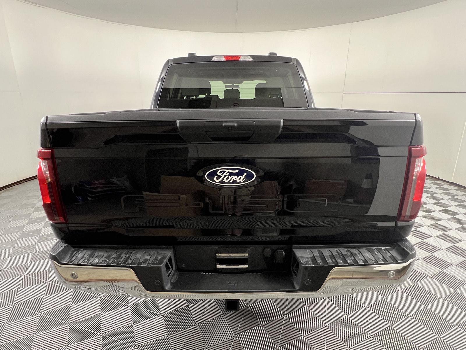 Used 2025 Agate Black Ford XLT image 9