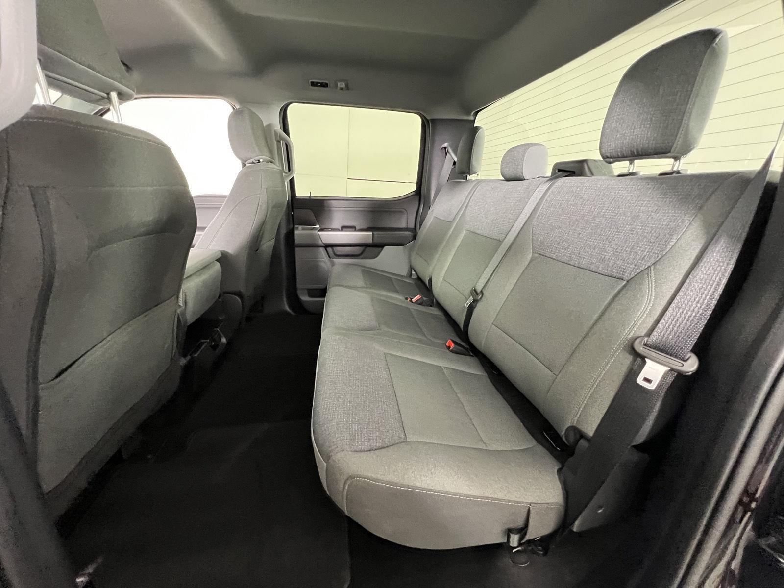 Used 2025 Agate Black Ford XLT image 19