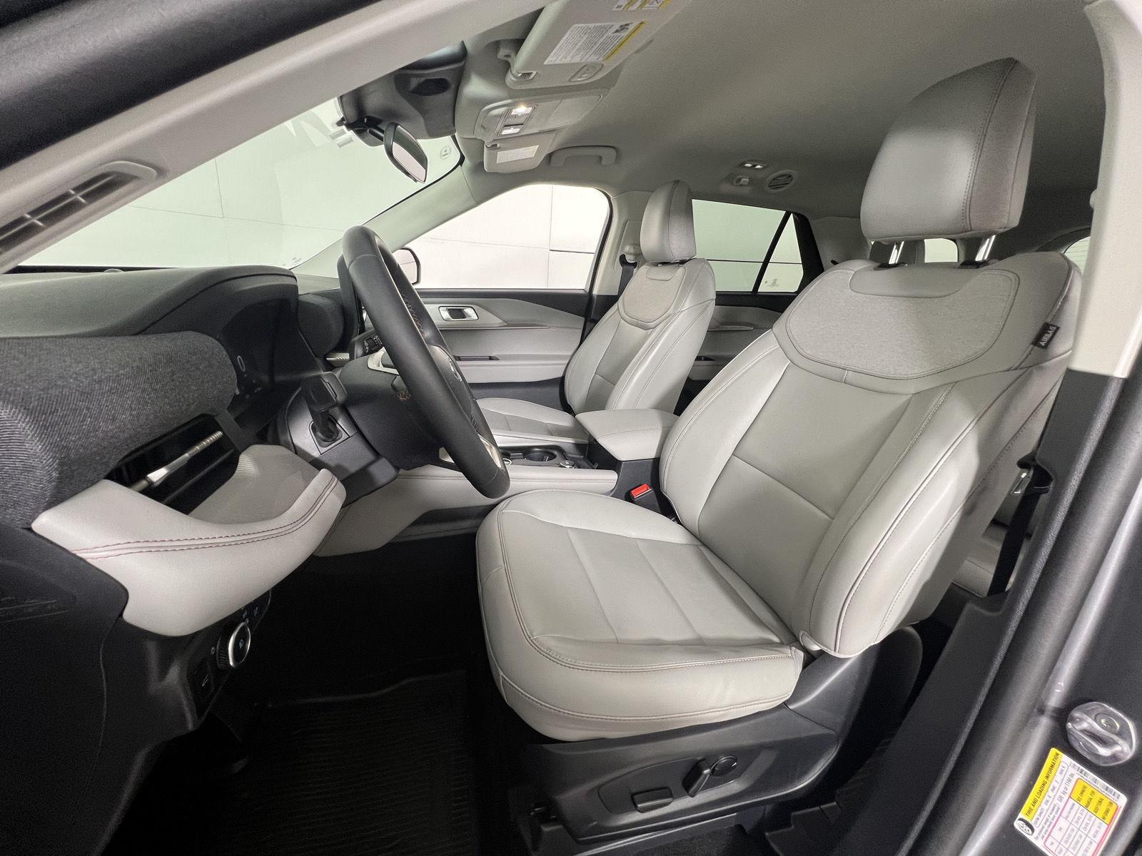 Used 2025 Carbonized Gray Ford Active image 2