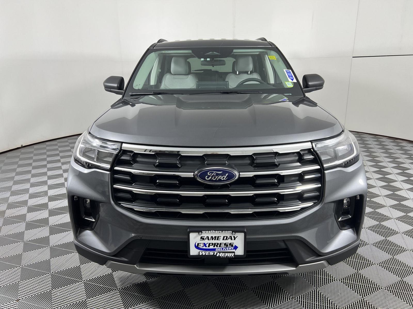 Used 2025 Carbonized Gray Ford Active image 5