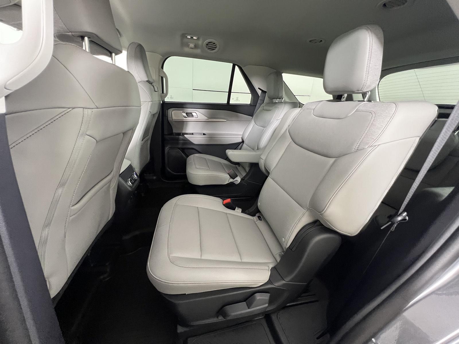 Used 2025 Carbonized Gray Ford Active image 19